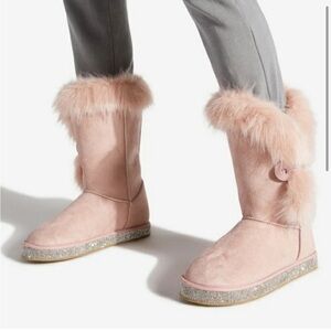 Shoedazzle lorreta pink fuzzy faux fur “bling” trim winter boot size 7